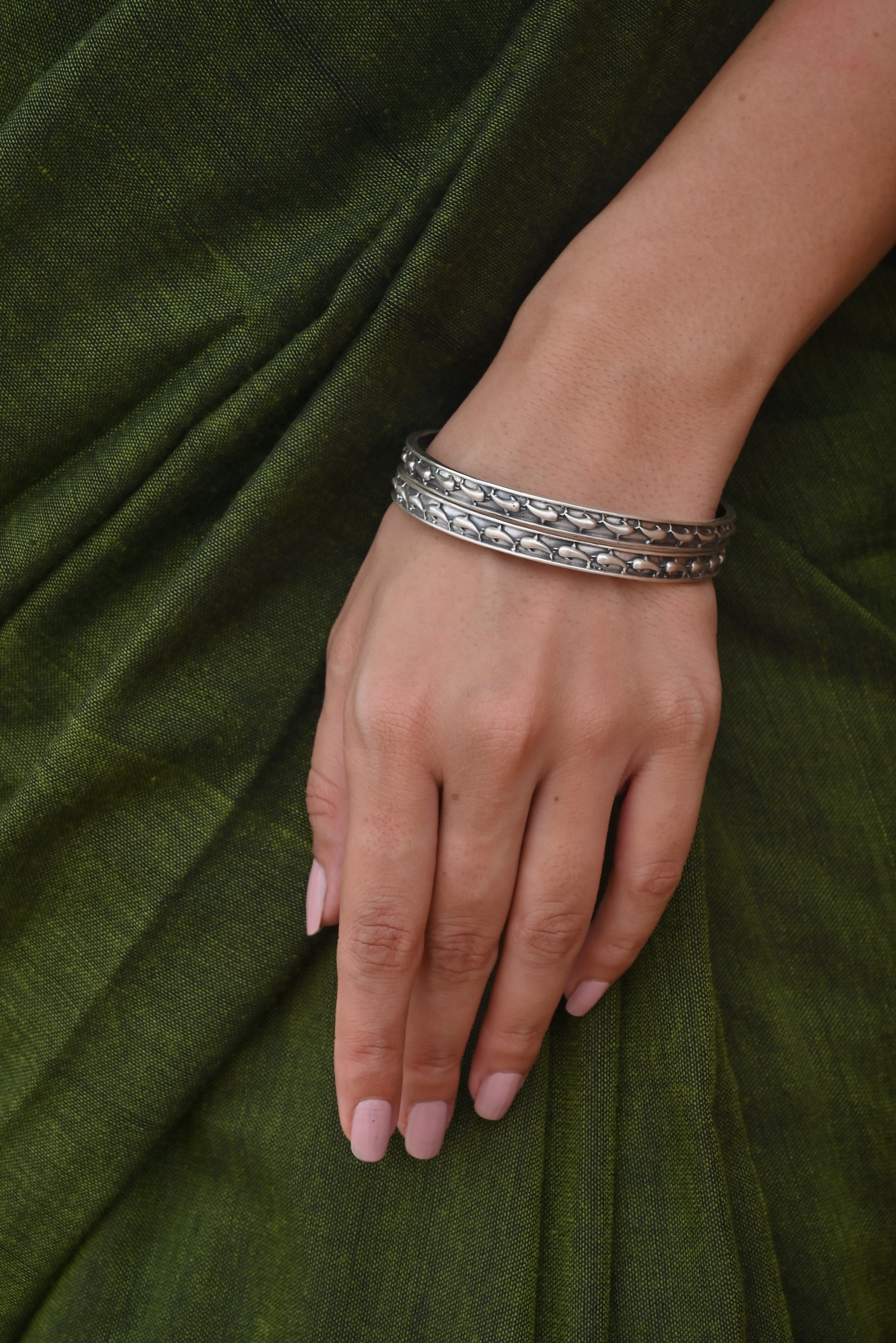 silver dolphain bangle